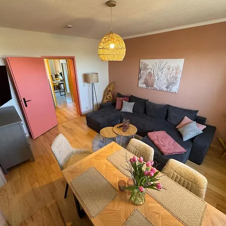 2 Im Beachhouse Am Goitzschesee - Strandnah, Familienfreundlich & Komfortabel Appartamento Bitterfeld-Wolfen